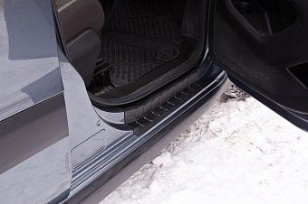 Накладки на внутренние пороги дверей (компл. - 2шт) для Peugeot Partner (2012-н.в.)