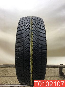 Goodyear UltraGrip 8 Performance 215/60 R16 99H 