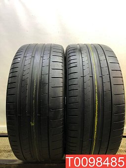 Pirelli P Zero PZ4 265/40 R22 106Y 