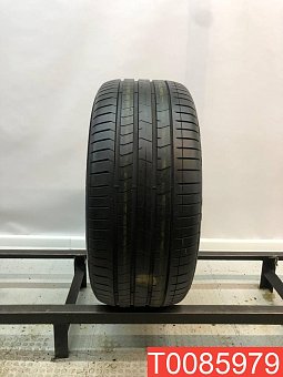 Pirelli P Zero PZ4 275/40 R19 101Y RunFlat