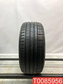 Pirelli P Zero PZ4 235/35 R19 91Y 