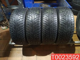 Kumho I'Zen RV Stud KC16 225/65 R17 106T 