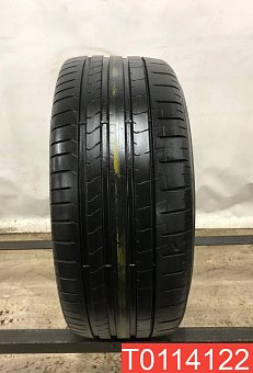 Pirelli P Zero PZ4 235/35 R19 91Y 